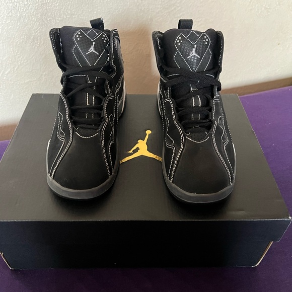 Nike Jordan True Flight Sneakers in “Black Cool Grey” Size 2.5 - Picture 2 of 7